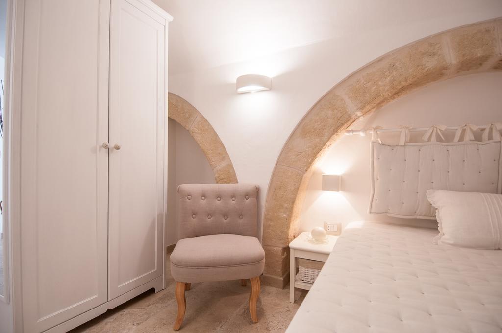 Superior One-Bedroom Apartment Separate Building